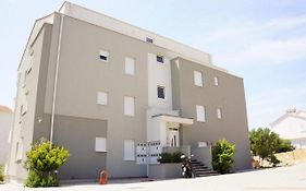 Apartment Dragica